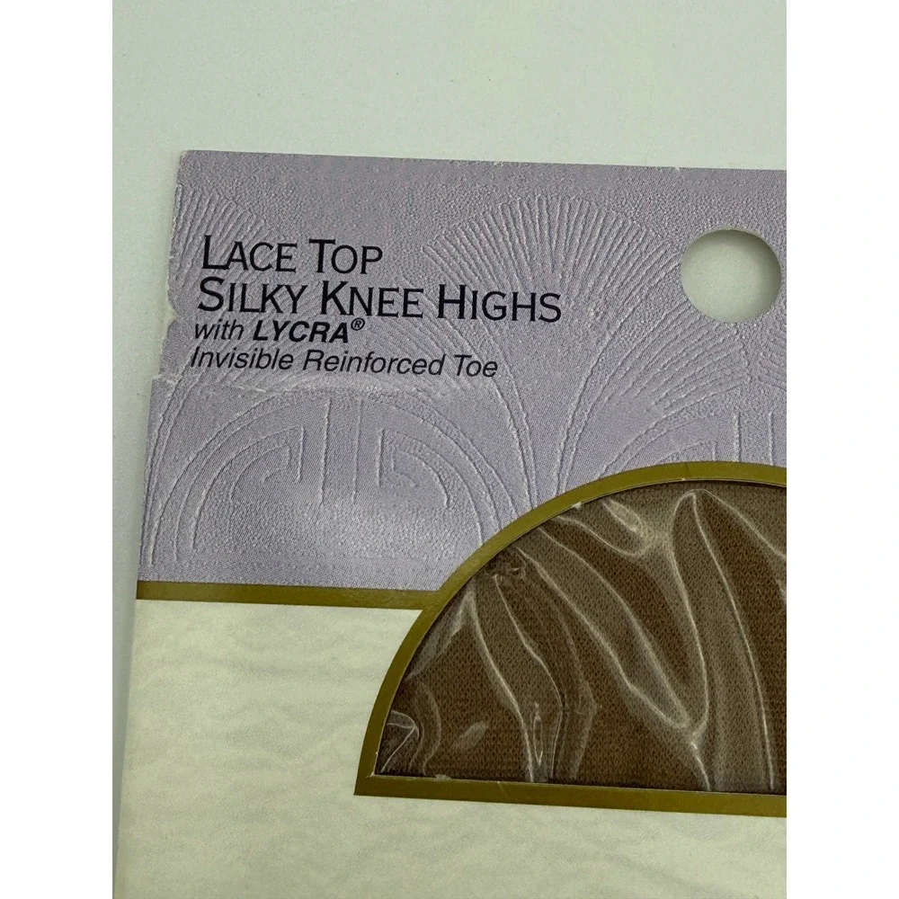 Vassarette Lace Top Silky Knee Highs Nude Sheer Hosiery 1420 One Size NWT USA